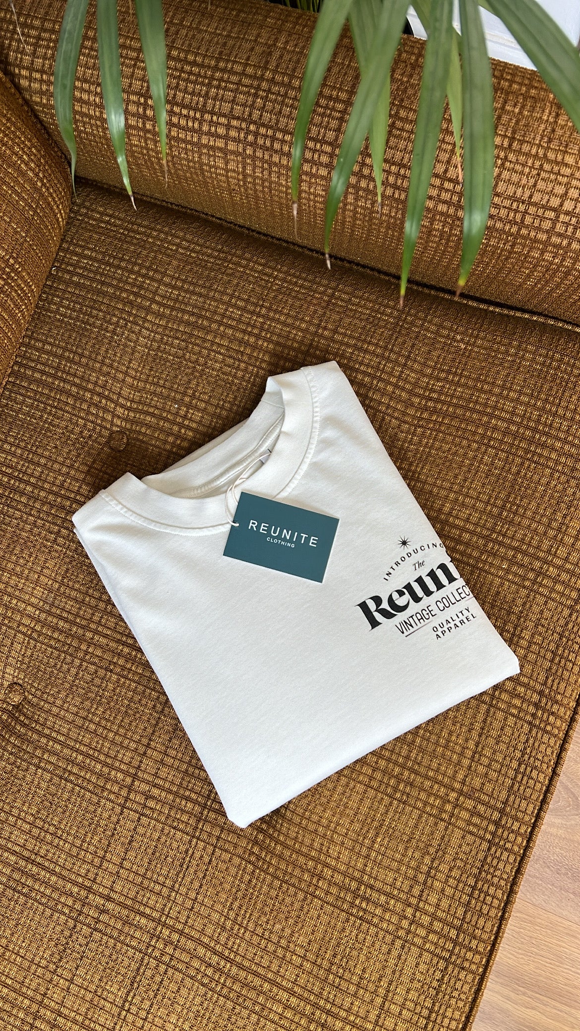 REUNITE VINTAGE T-SHIRT IN OFF WHITE